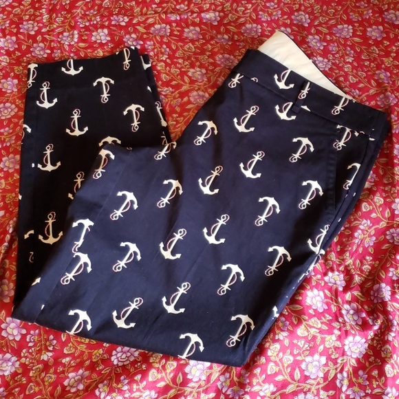J. Crew Pants - J crew size 10 anchor navy blue cropped chinos. J. Crew Pants - J crew size 10 anchor navy blue cropped chinos.